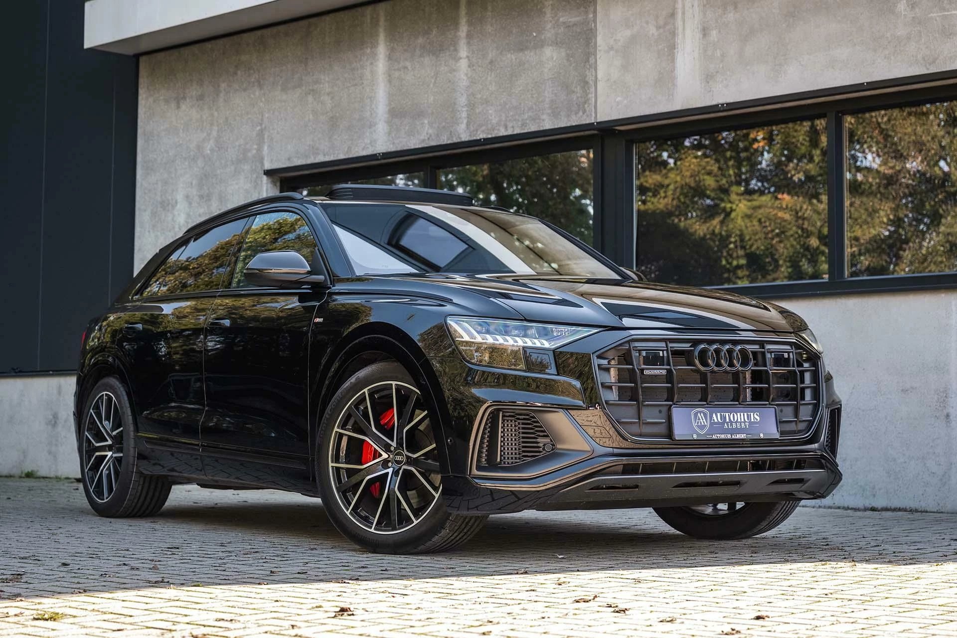 Hoofdafbeelding Audi Q8