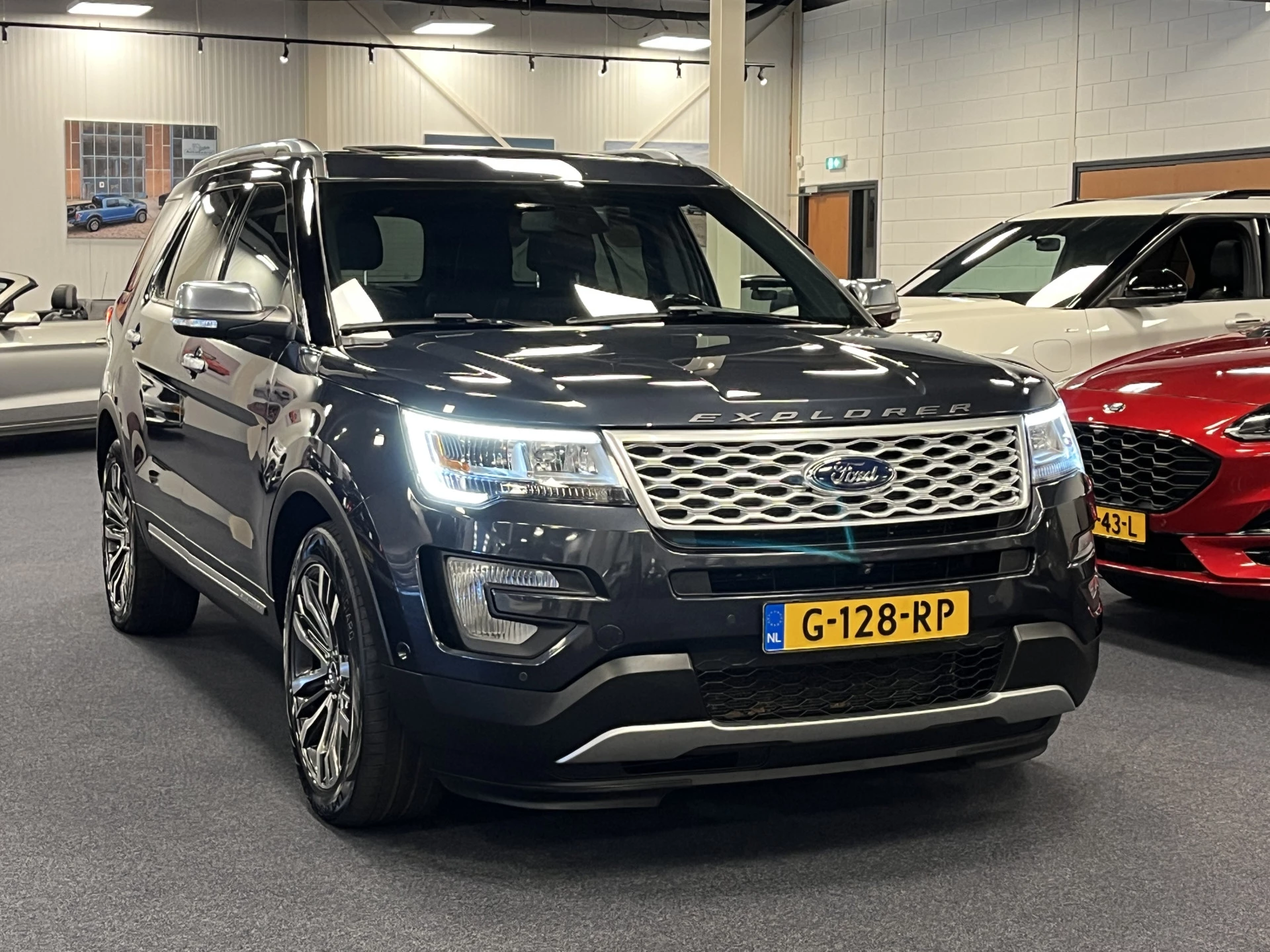Hoofdafbeelding Ford Explorer