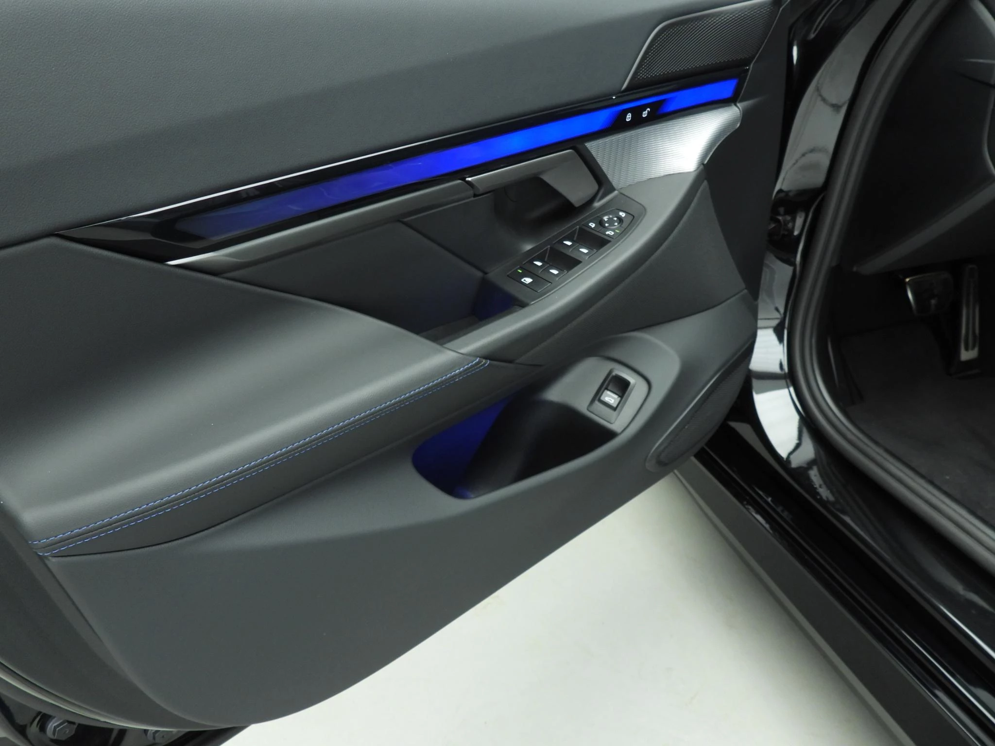 Hoofdafbeelding BMW i5