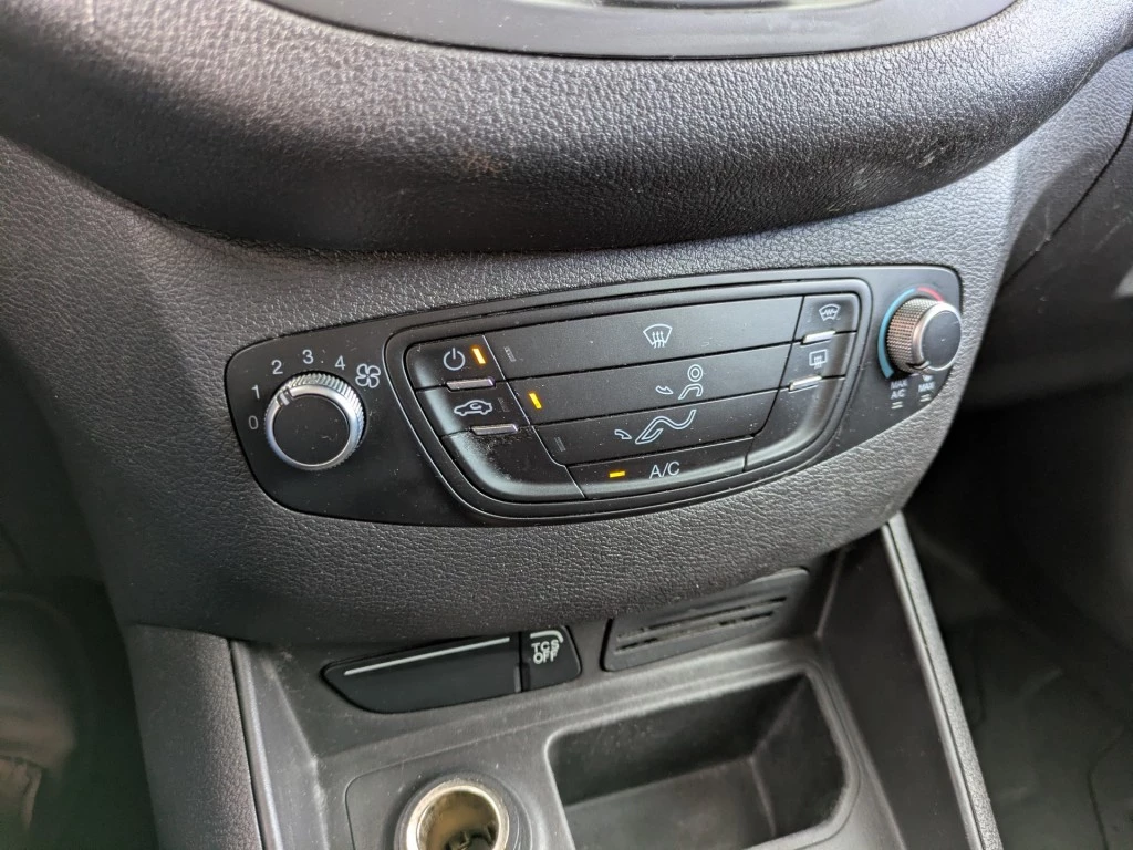 Hoofdafbeelding Ford Transit Courier