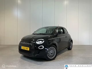 Fiat 500 3+1 La Prima 42Kwh, Navi|Led|Leder|Keyless|Panorama|1e eigenaar|4 deurs|Dode hoek|Camera|Apple-carplay