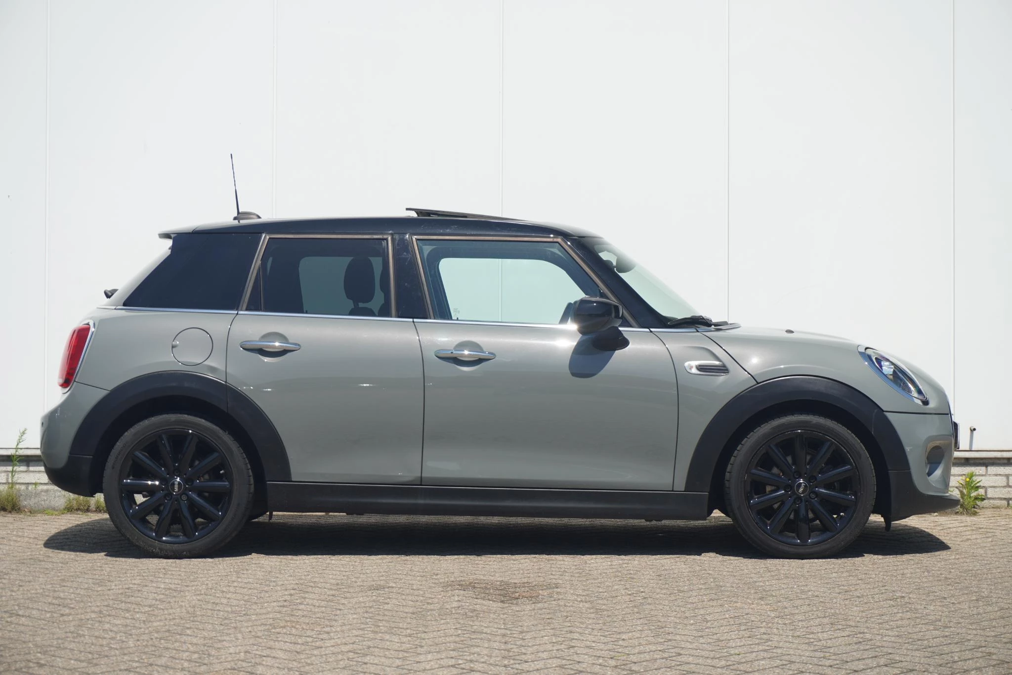 Hoofdafbeelding MINI 5-deurs
