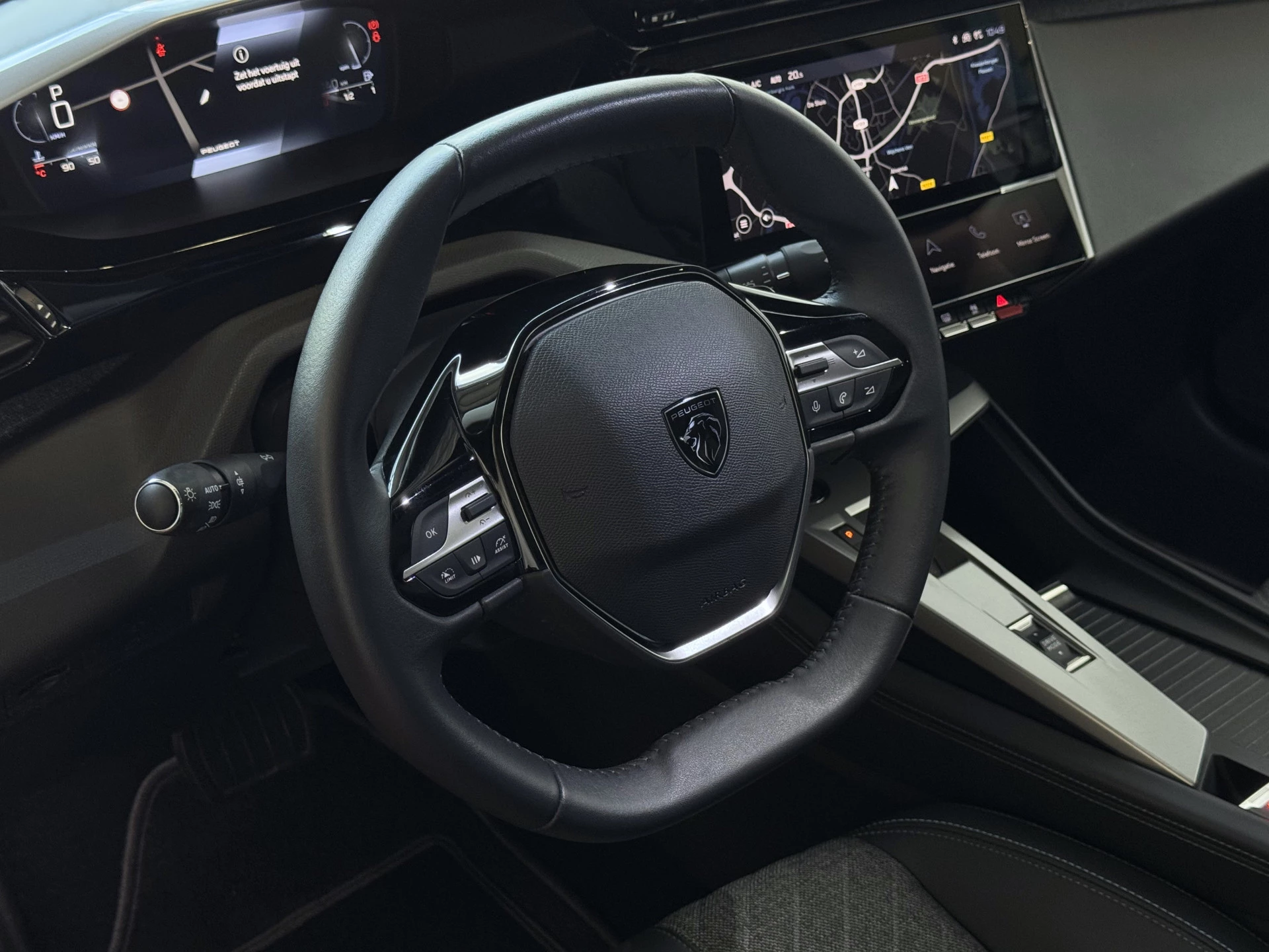 Hoofdafbeelding Peugeot 408