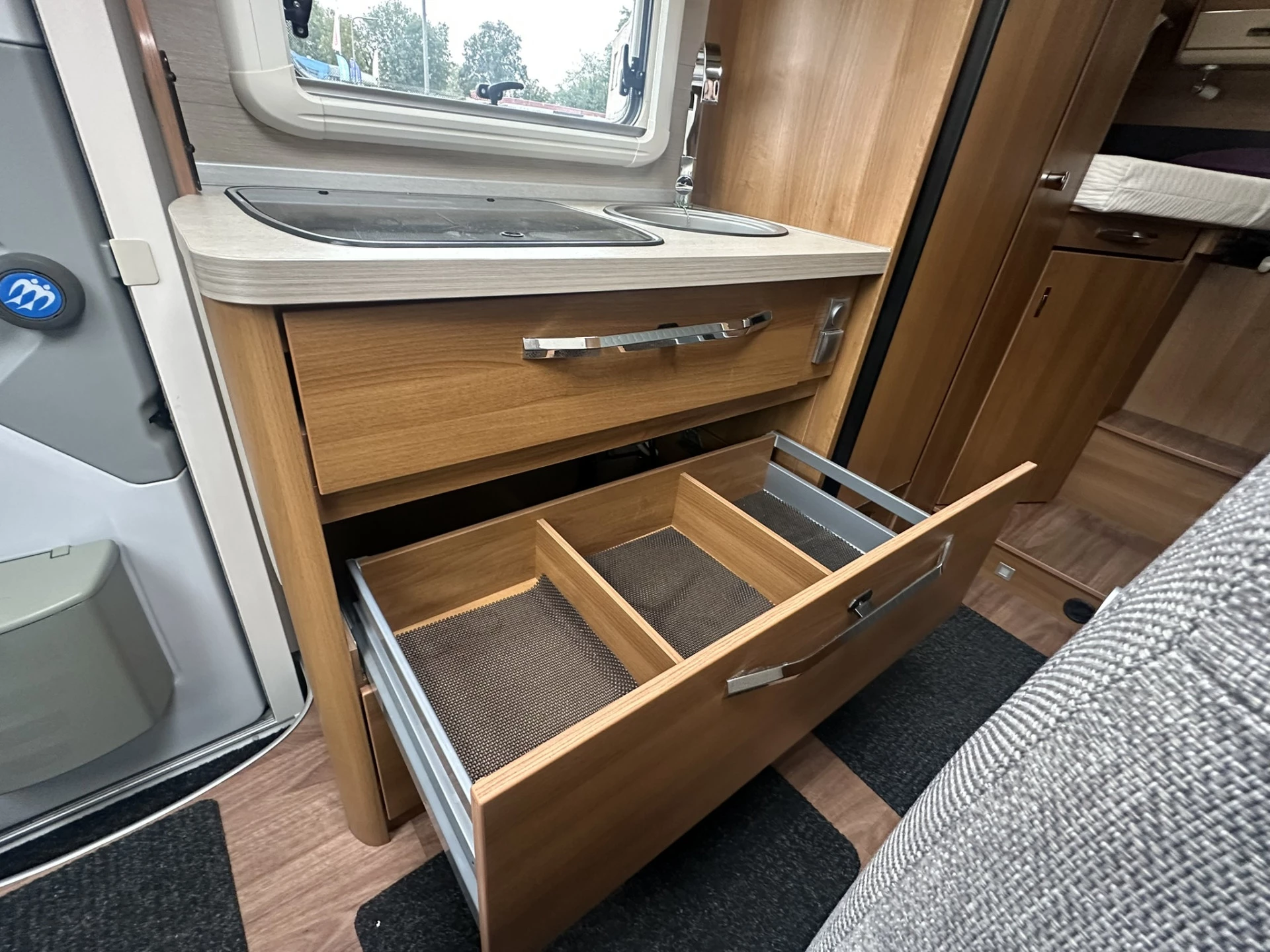 Hoofdafbeelding Knaus Peugeot
