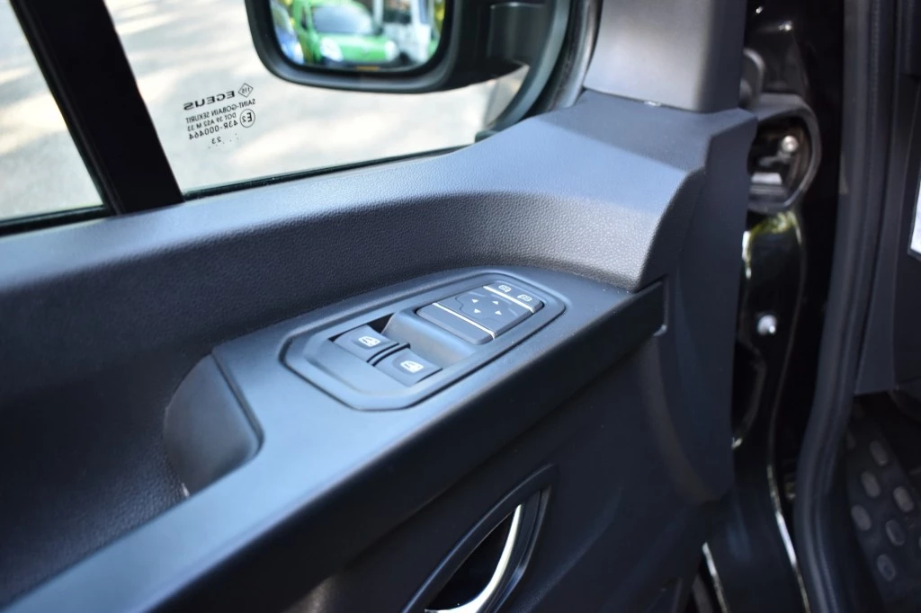 Hoofdafbeelding Nissan Primastar