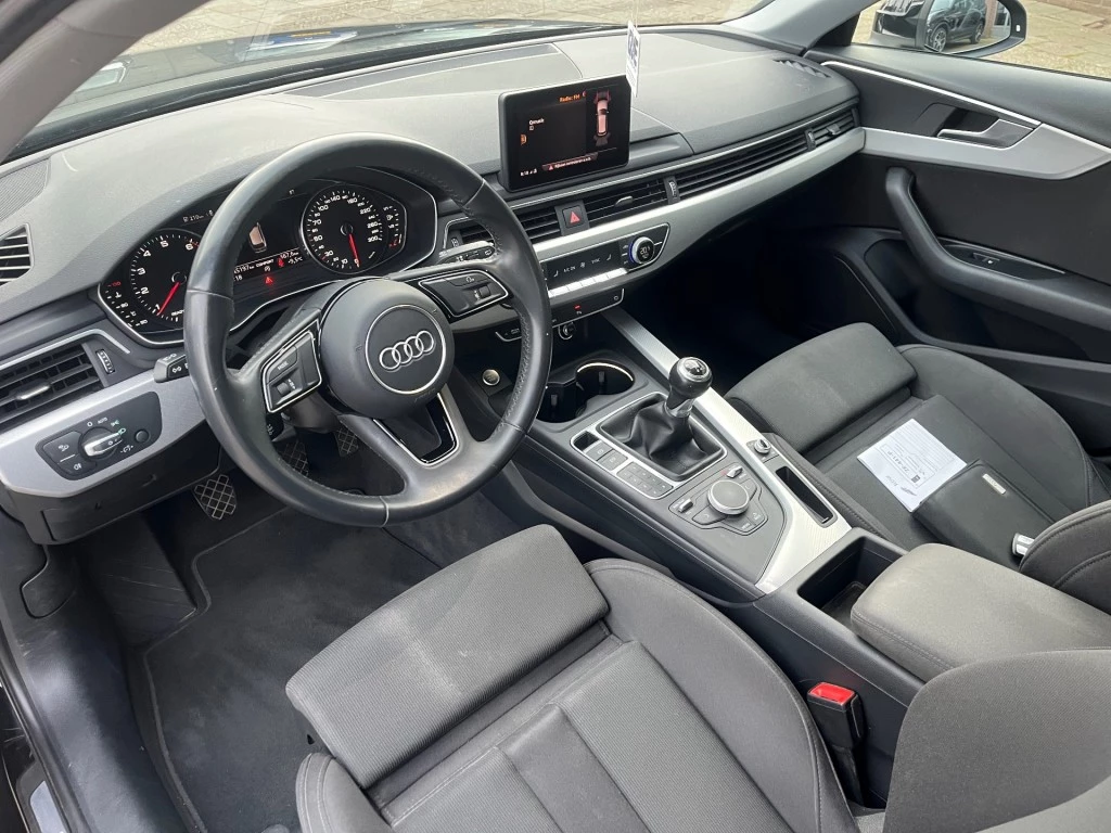 Hoofdafbeelding Audi A4