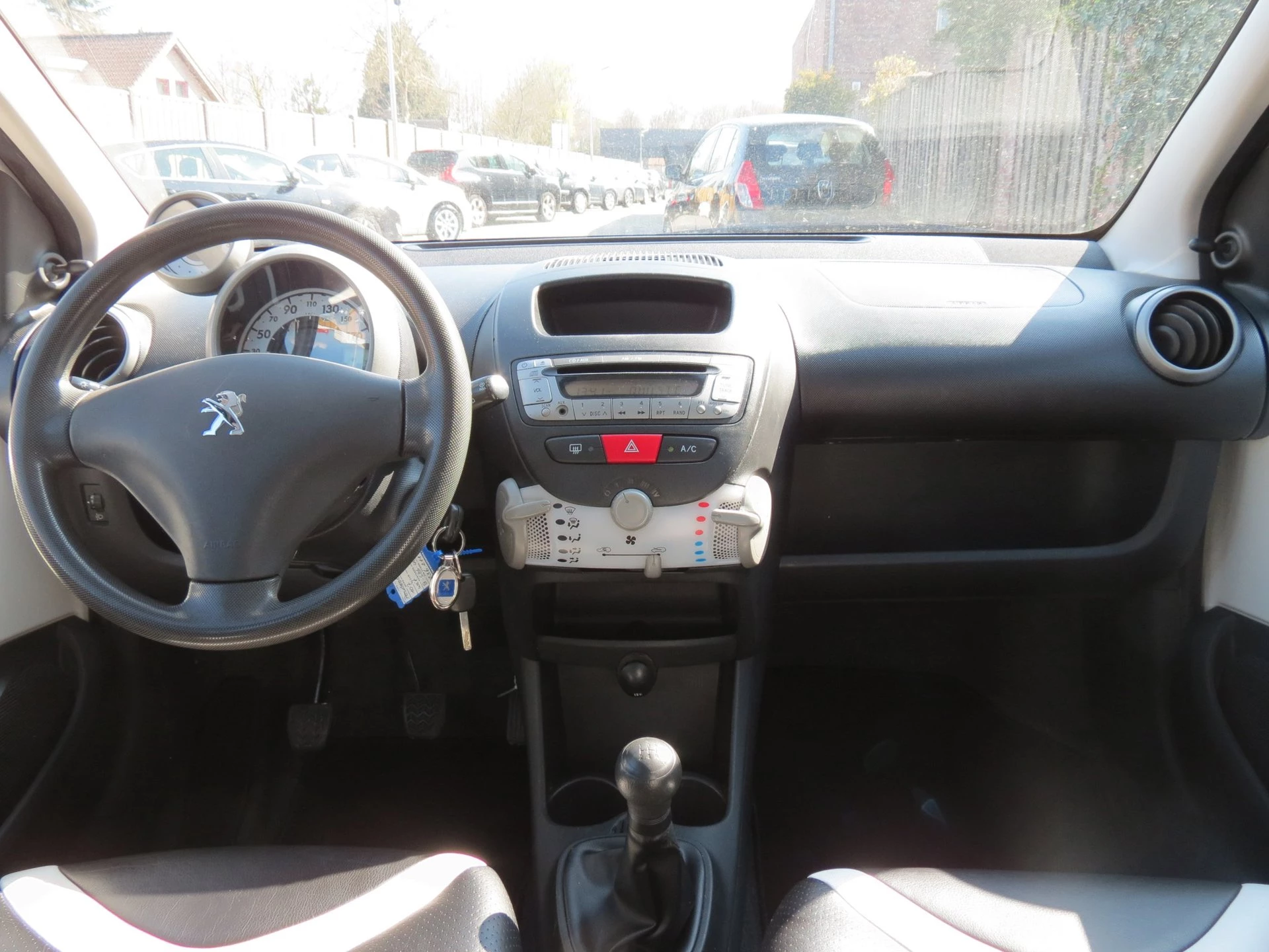 Hoofdafbeelding Peugeot 107