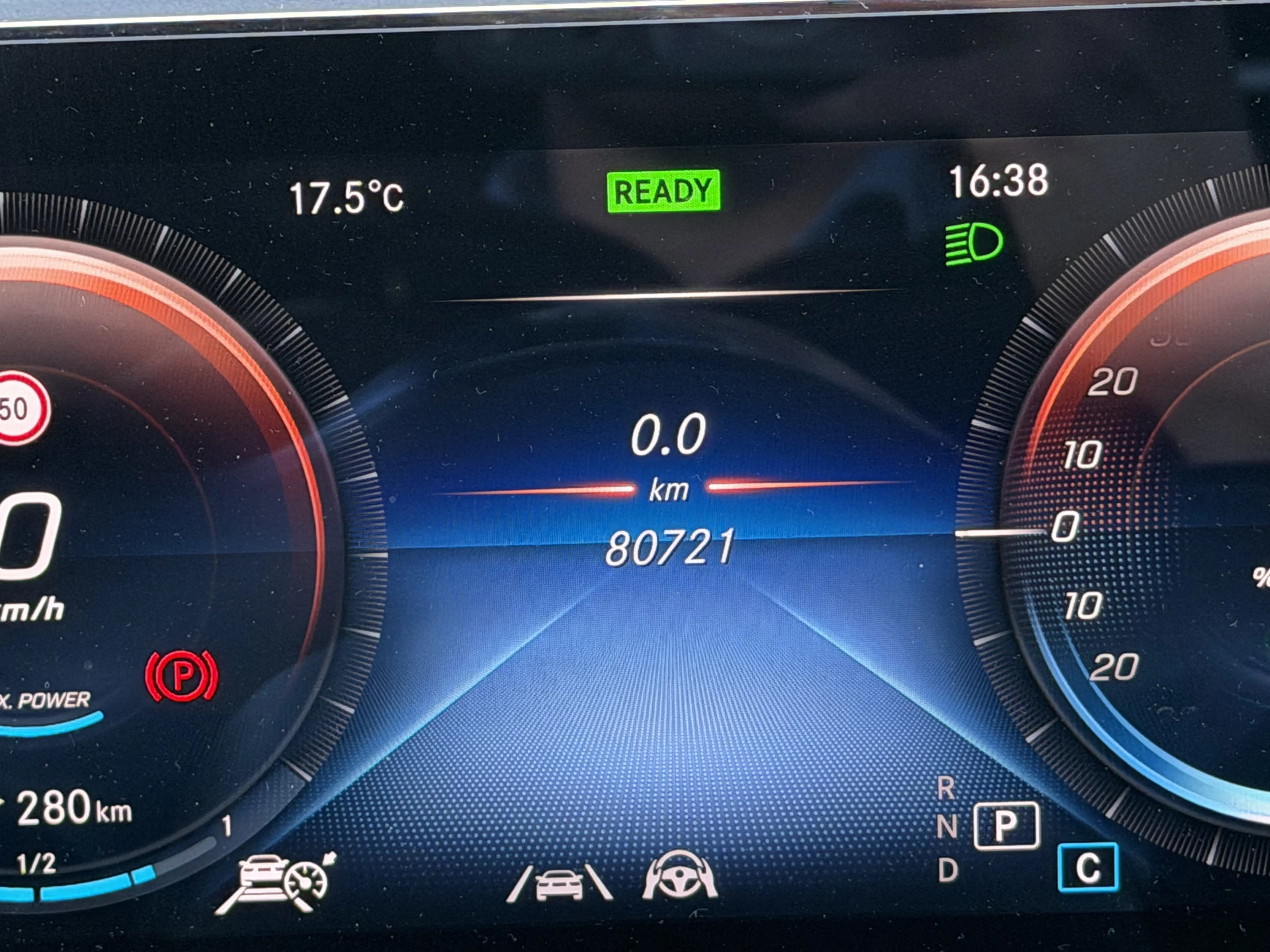 Hoofdafbeelding Mercedes-Benz EQC