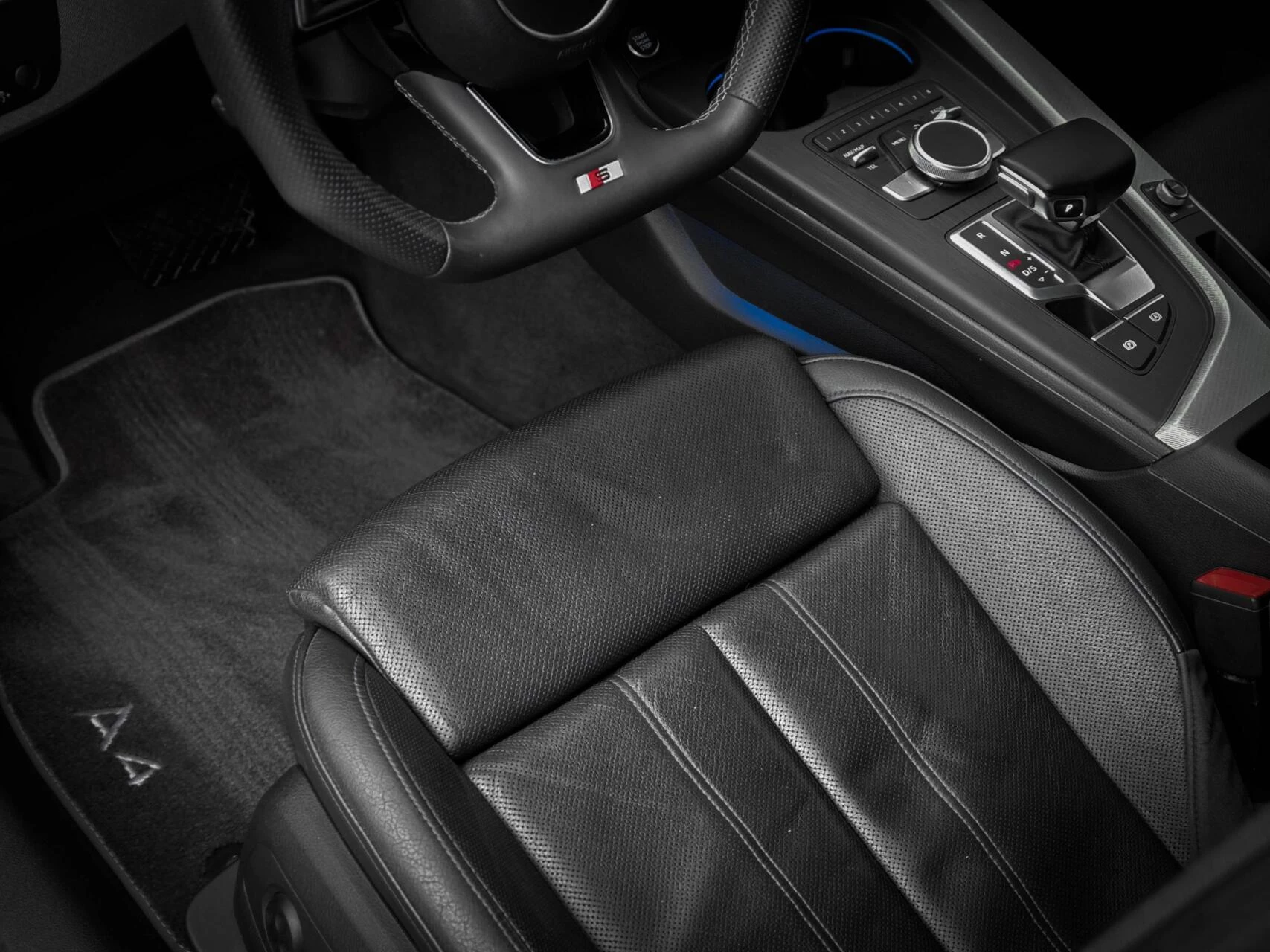 Hoofdafbeelding Audi A4