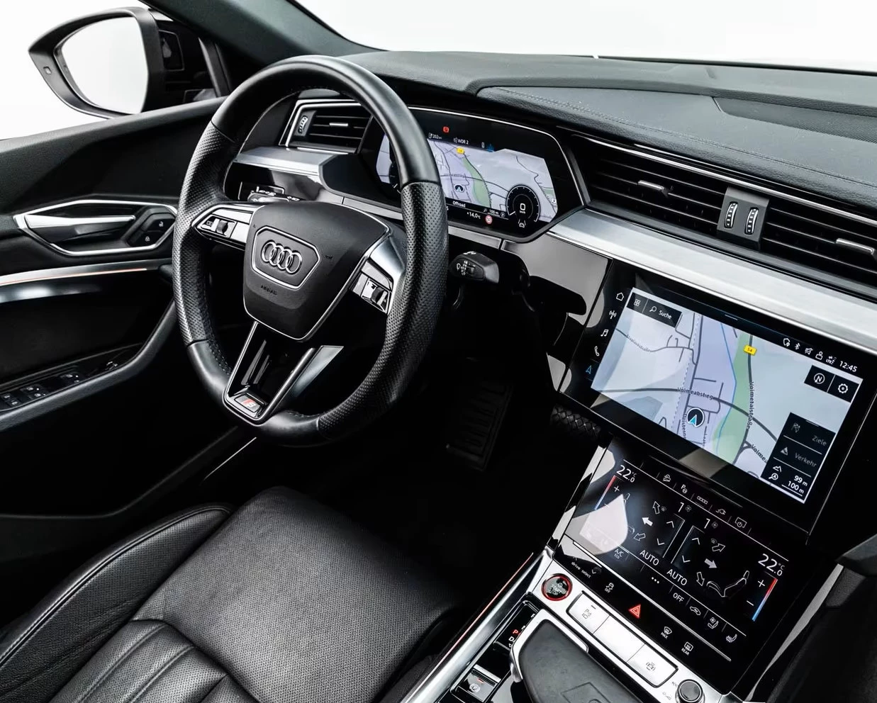 Hoofdafbeelding Audi e-tron