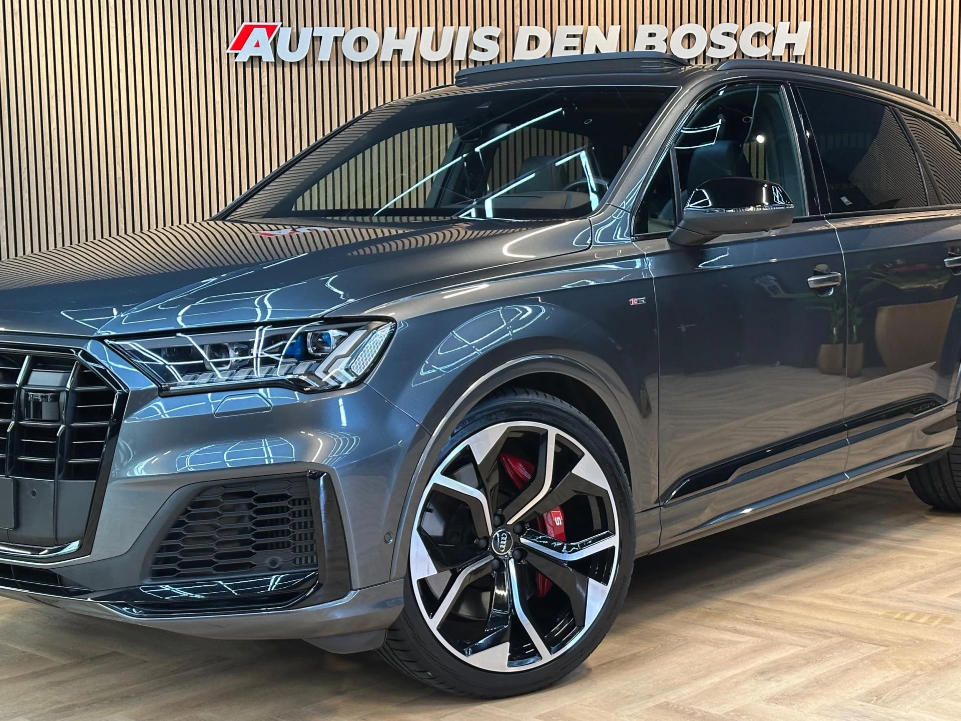Hoofdafbeelding Audi Q7