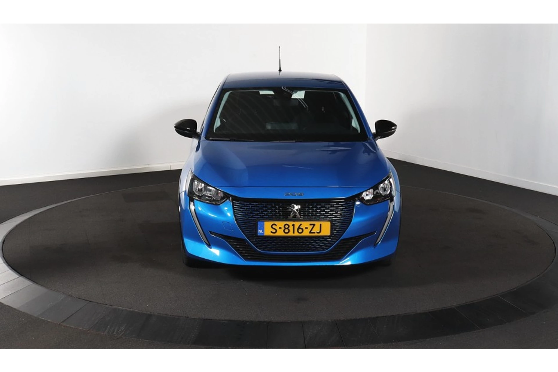 Hoofdafbeelding Peugeot e-208