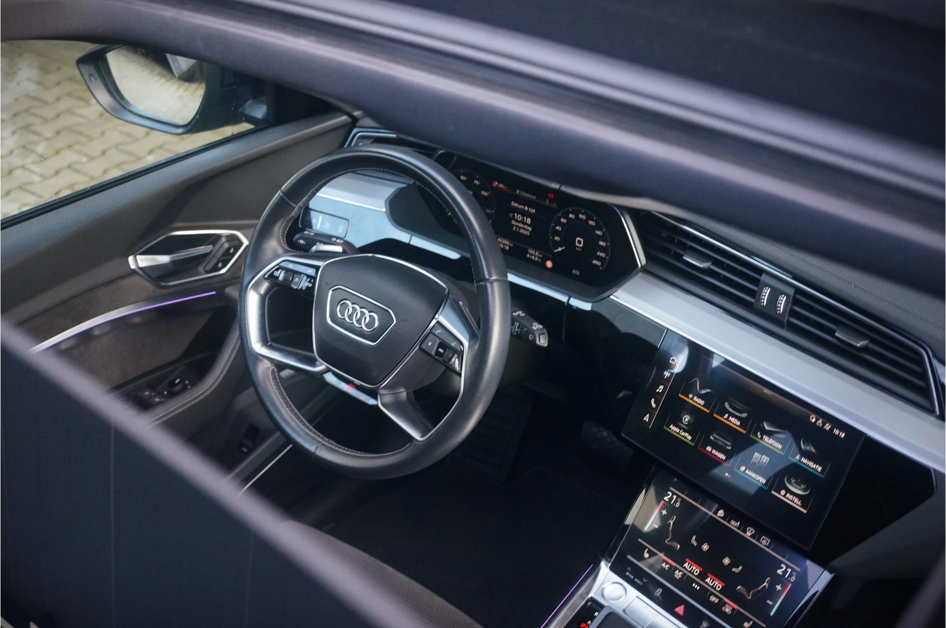Hoofdafbeelding Audi e-tron