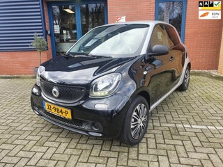 Hoofdafbeelding Smart Forfour Smart Forfour 1.0 Pure Start/stop NL-auto Airco