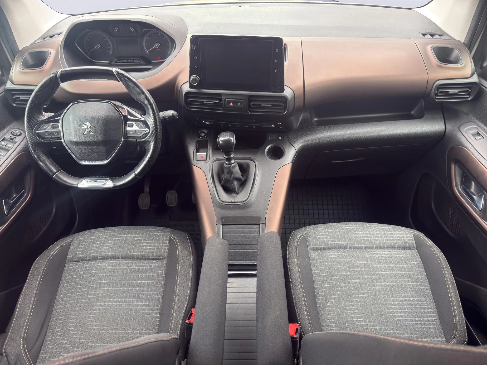 Hoofdafbeelding Peugeot Rifter
