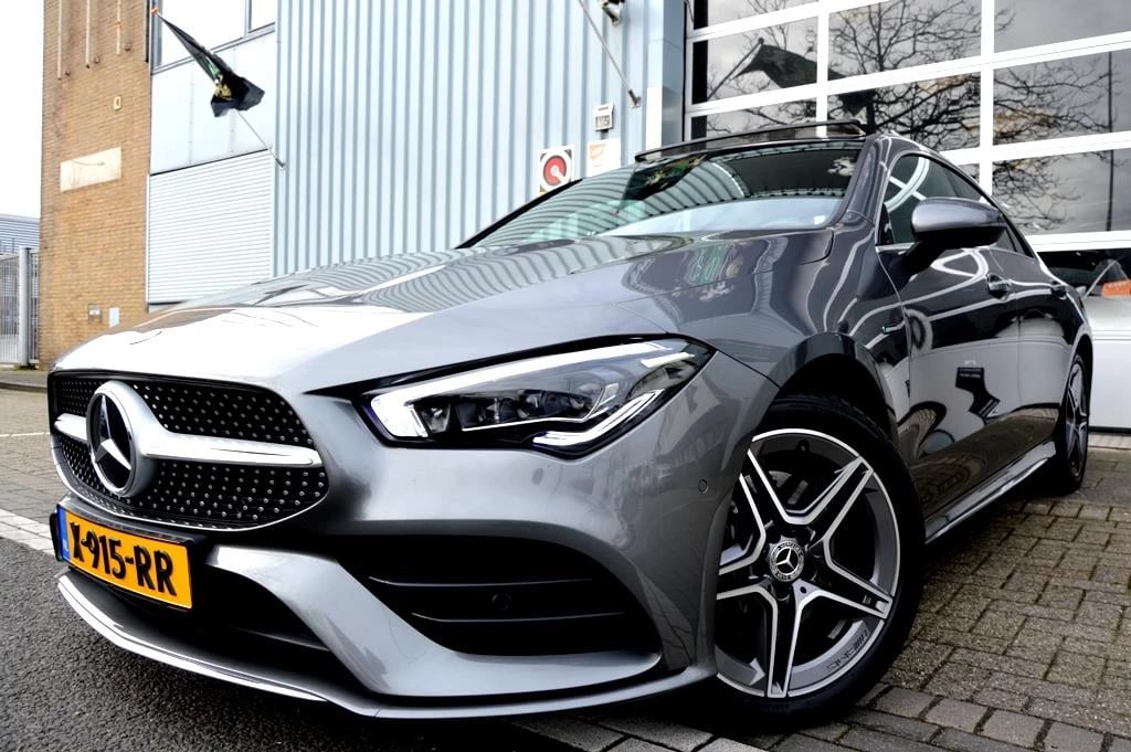 Hoofdafbeelding Mercedes-Benz CLA