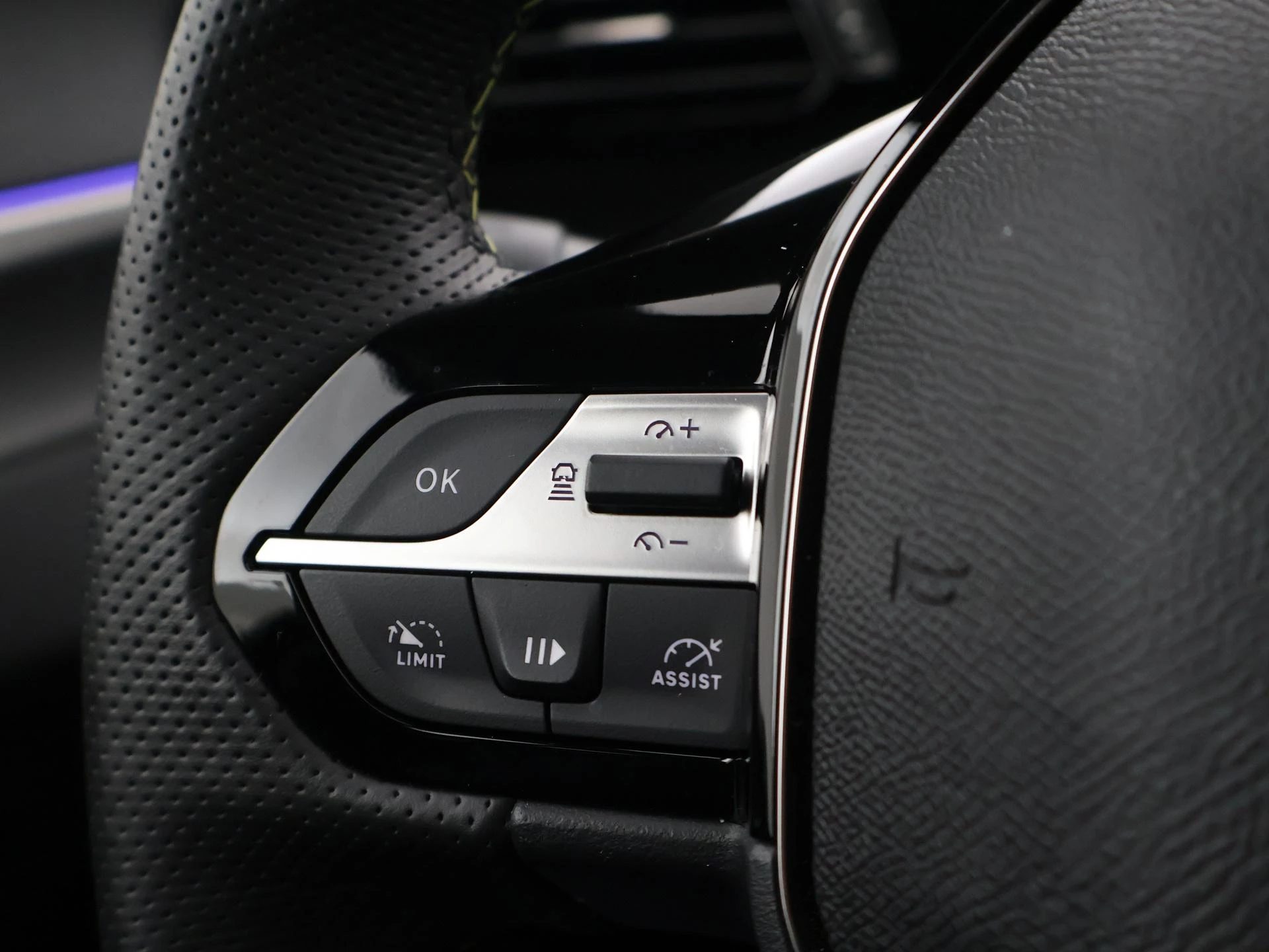 Hoofdafbeelding Peugeot 408