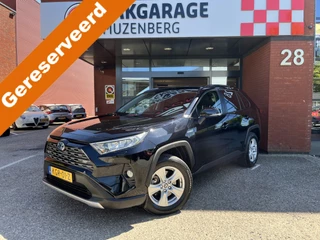Toyota RAV4 2.5 Hybrid Business Plus // TREKHAAK // ADAPT. CRUISE // ELEK. ACHTERKLEP + STOEL // LEDER // STUUR+STOELVERWARMING // CAMERA //