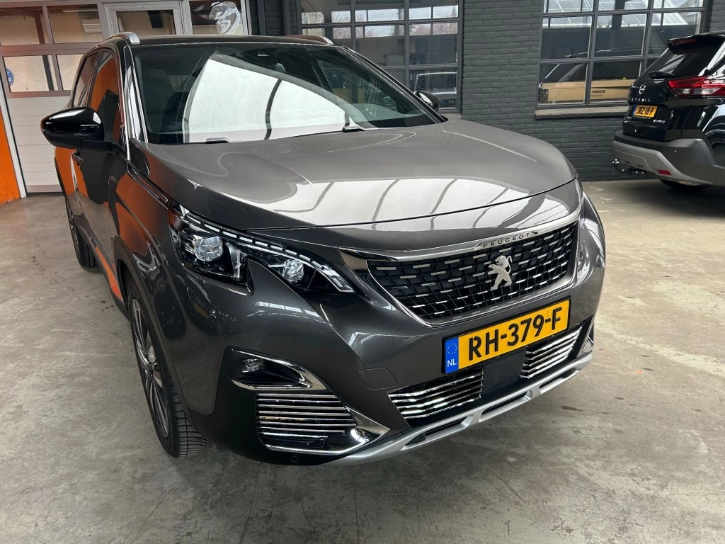 Hoofdafbeelding Peugeot 5008