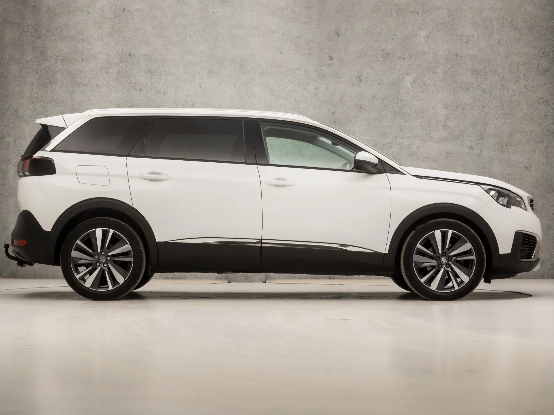 Hoofdafbeelding Peugeot 5008