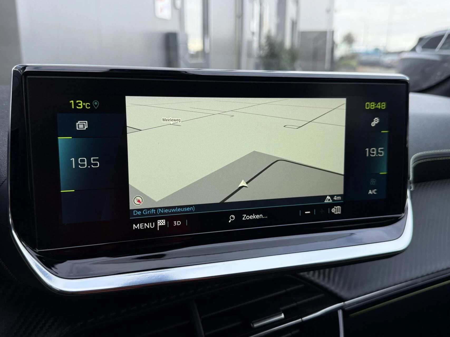 Hoofdafbeelding Peugeot e-208