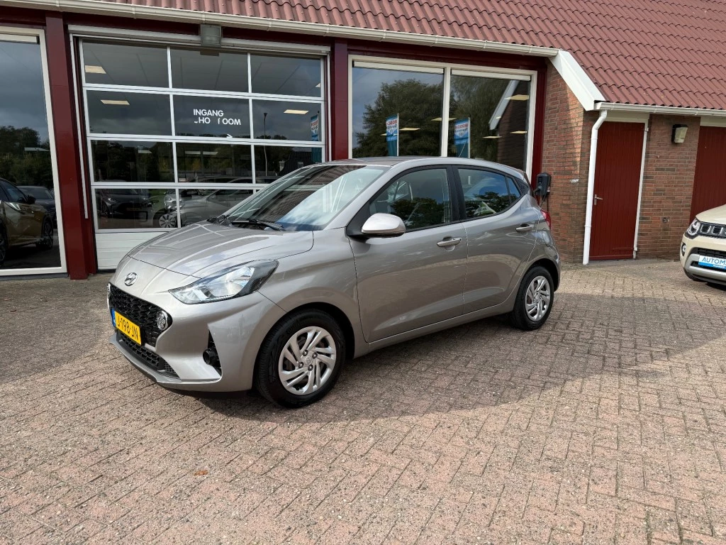 Hoofdafbeelding Hyundai i10