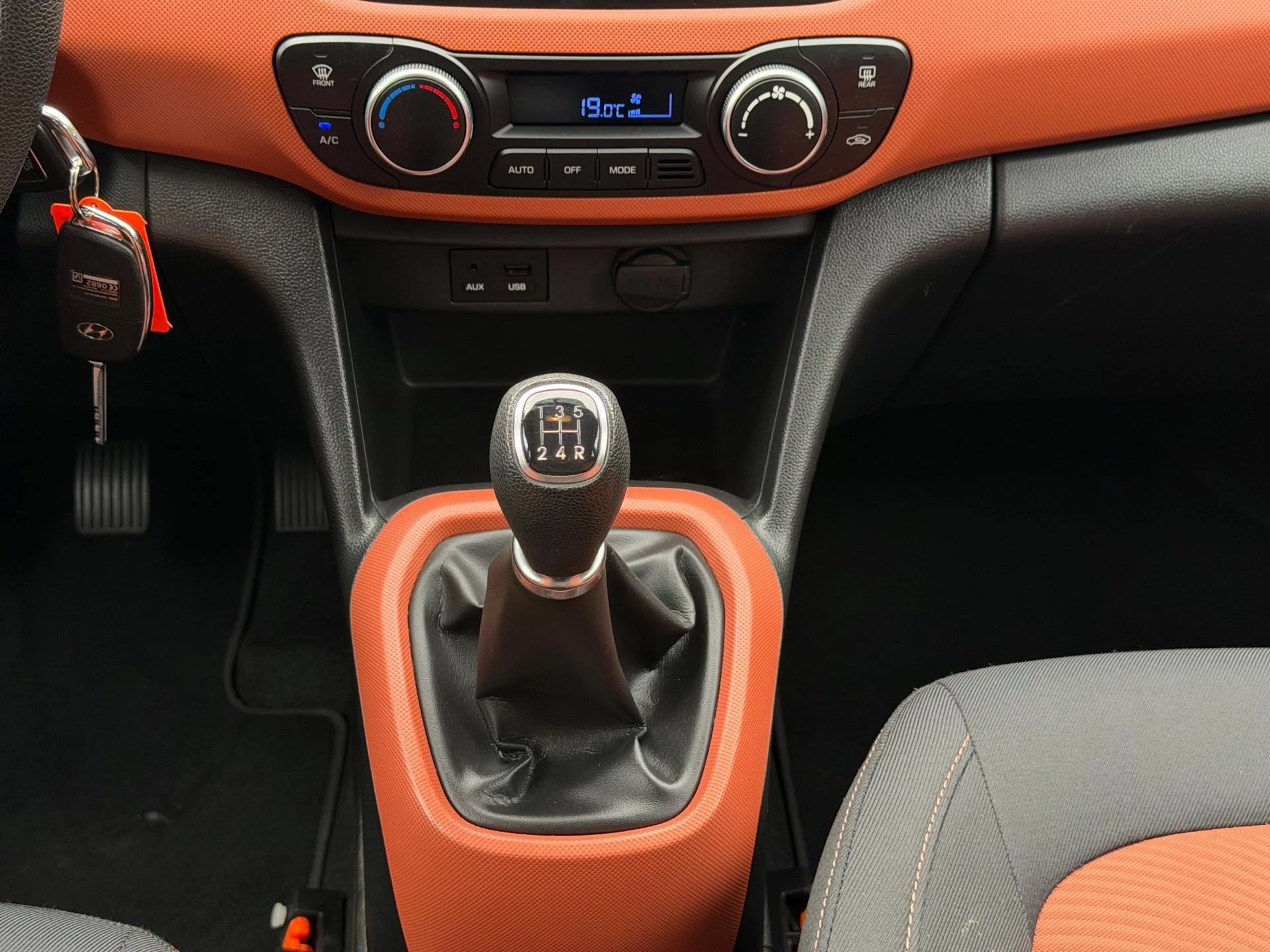 Hoofdafbeelding Hyundai i10