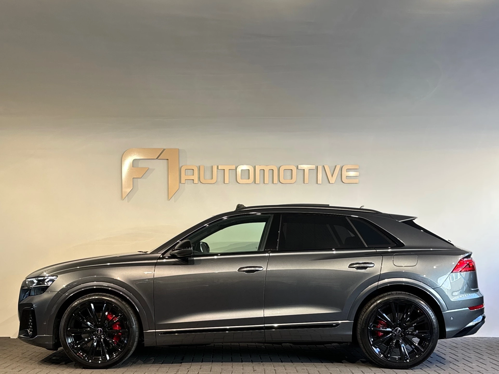 Hoofdafbeelding Audi Q8