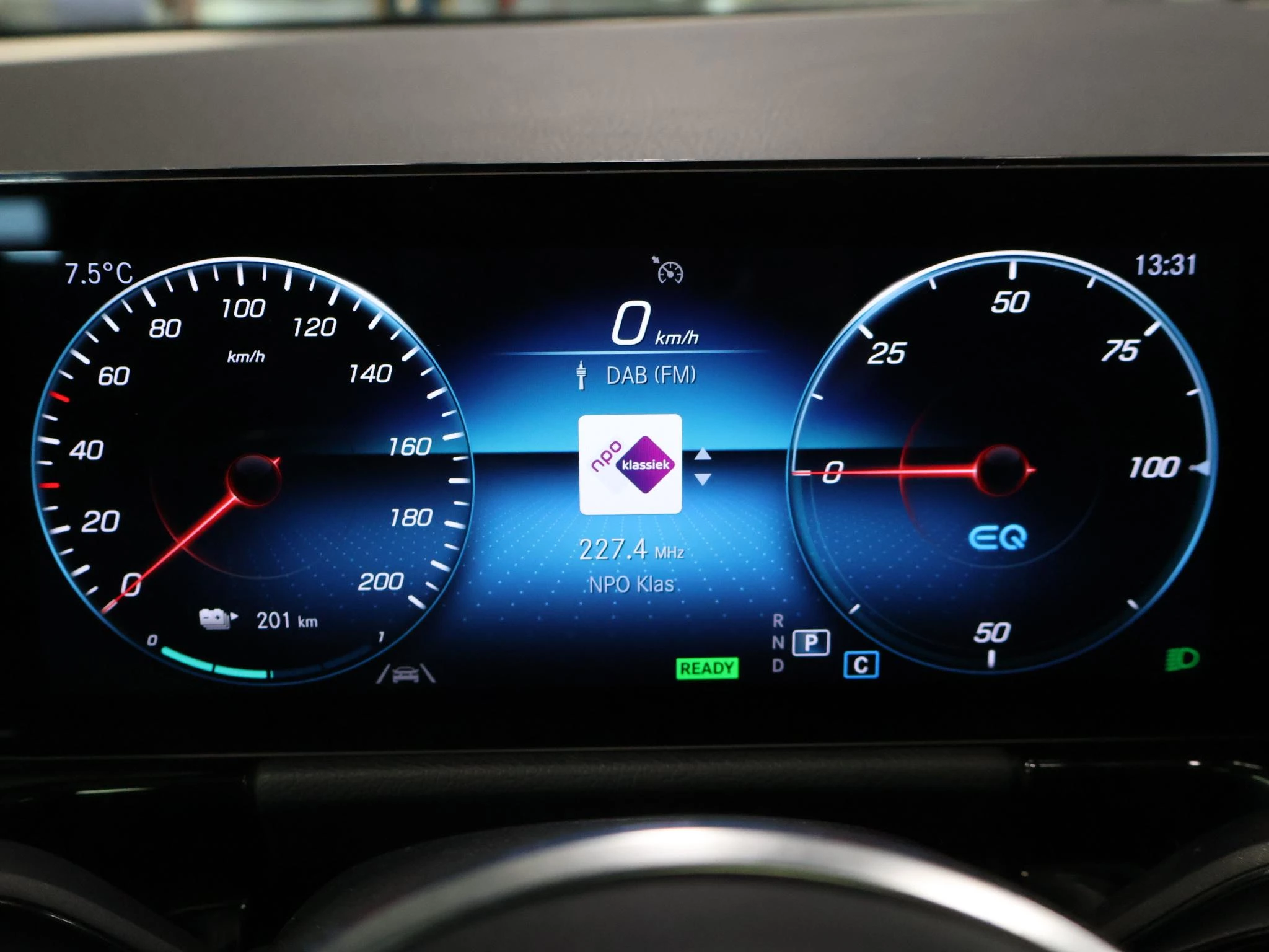 Hoofdafbeelding Mercedes-Benz EQA