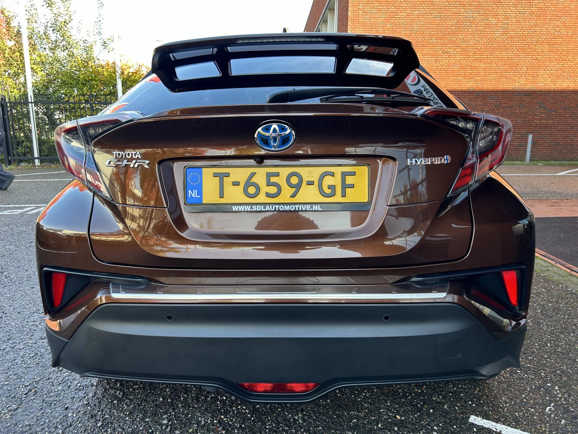 Hoofdafbeelding Toyota C-HR