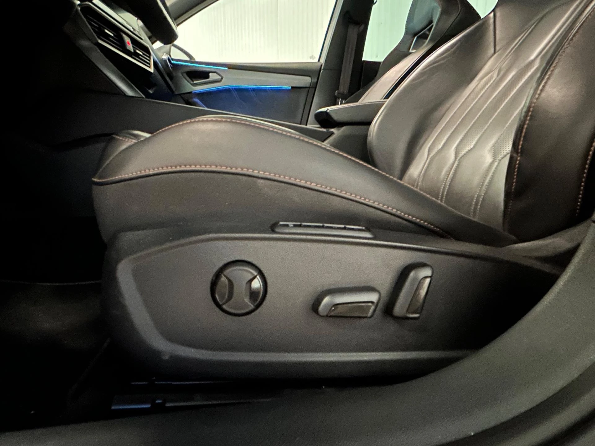 Hoofdafbeelding CUPRA Leon
