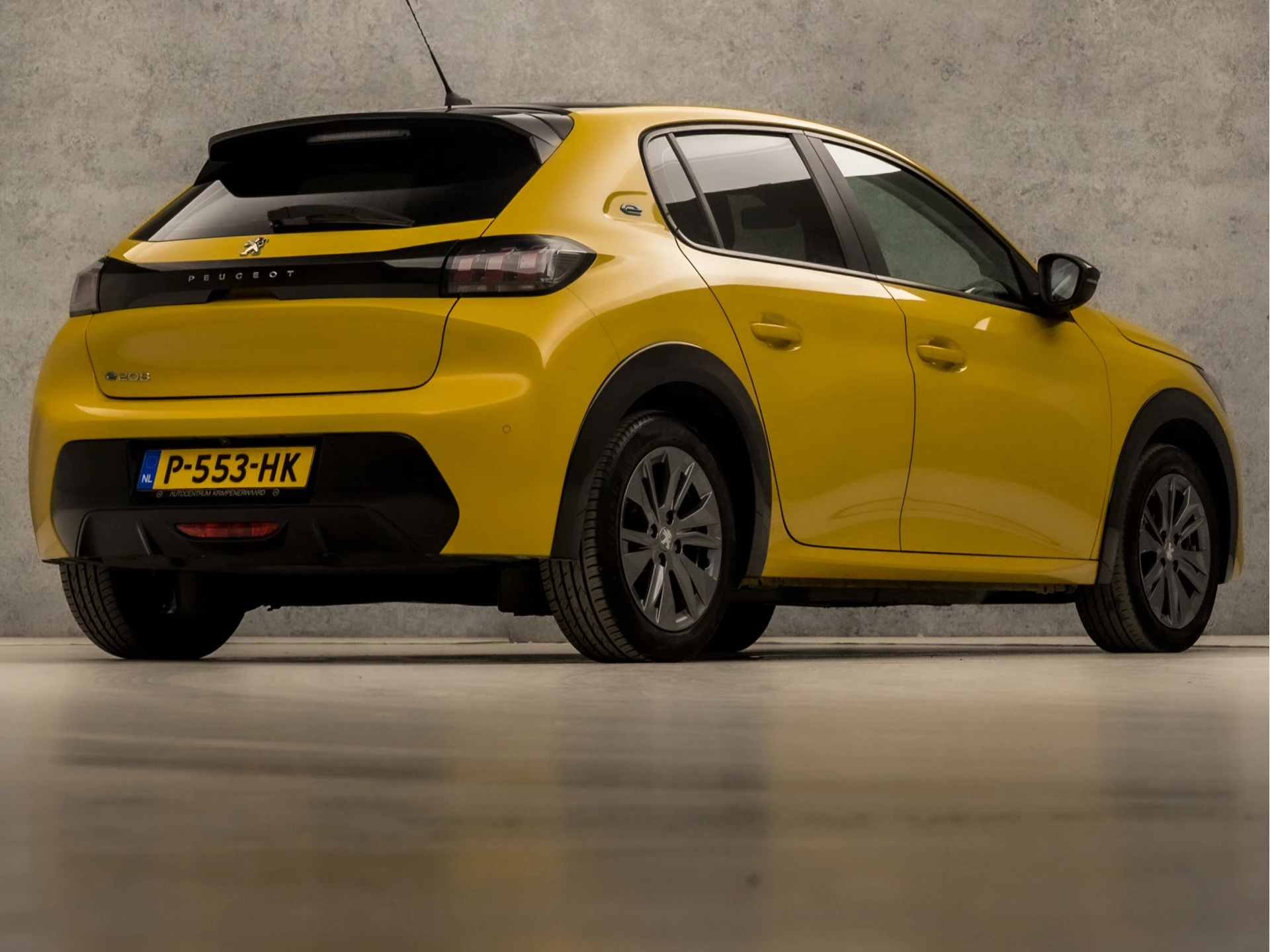 Hoofdafbeelding Peugeot e-208