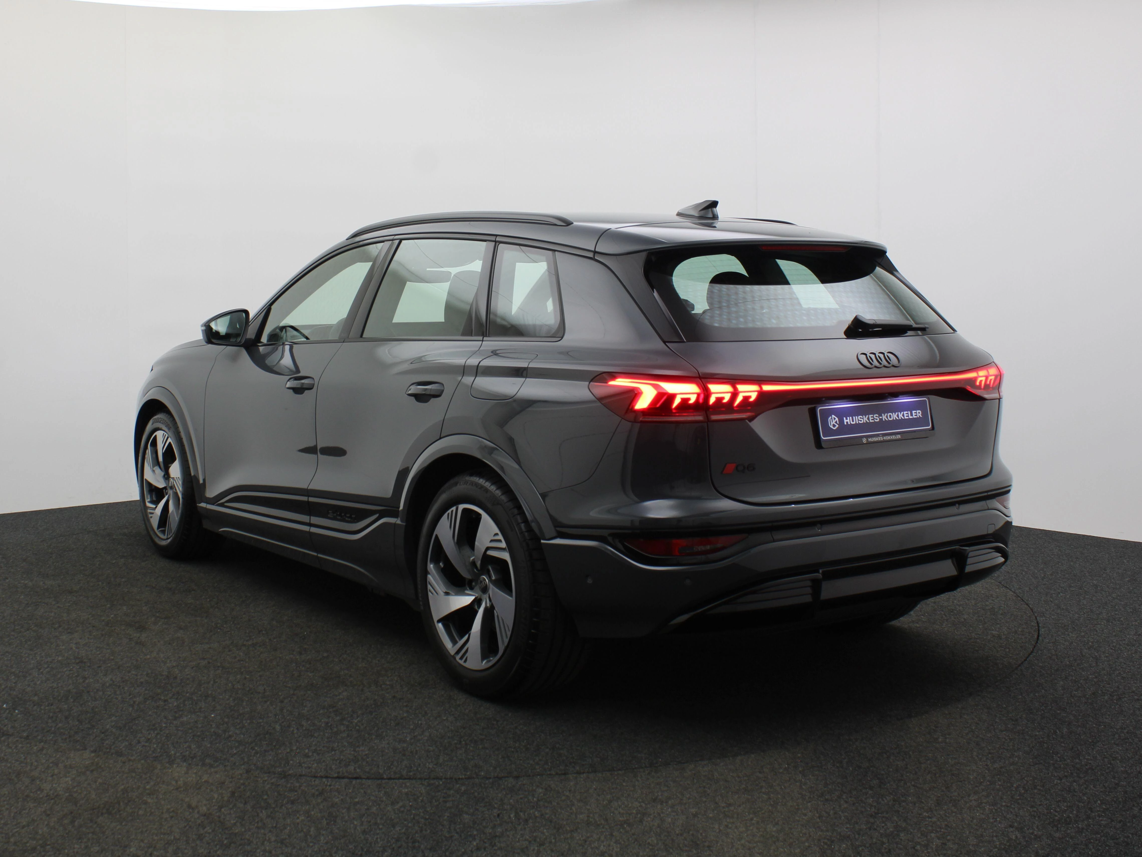 Hoofdafbeelding Audi Q6 e-tron