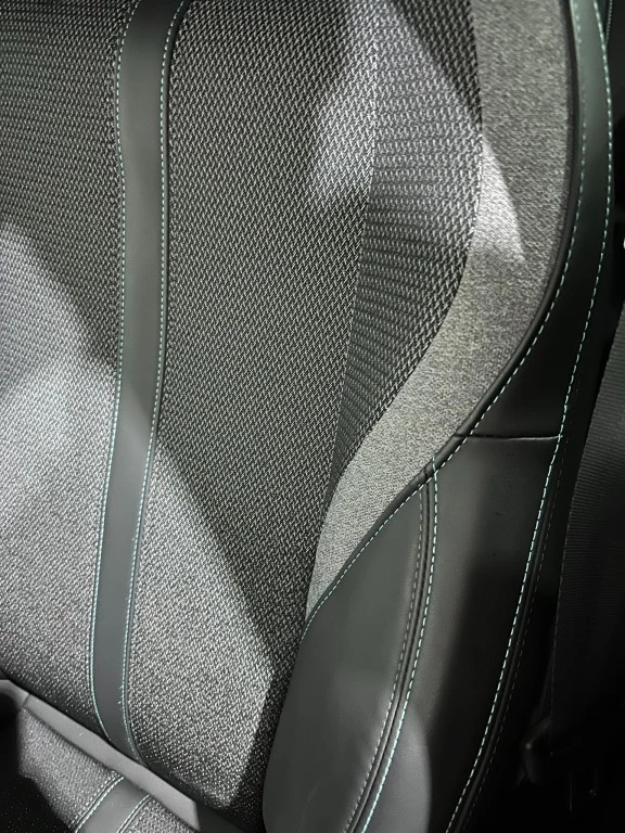 Hoofdafbeelding Peugeot e-308