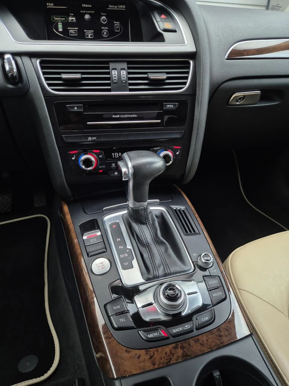 Hoofdafbeelding Audi A4