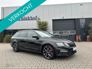 Hoofdafbeelding Škoda Octavia Skoda Octavia Combi 2.0 TSI RS 245 dsg alantara/carplay/trekhaak