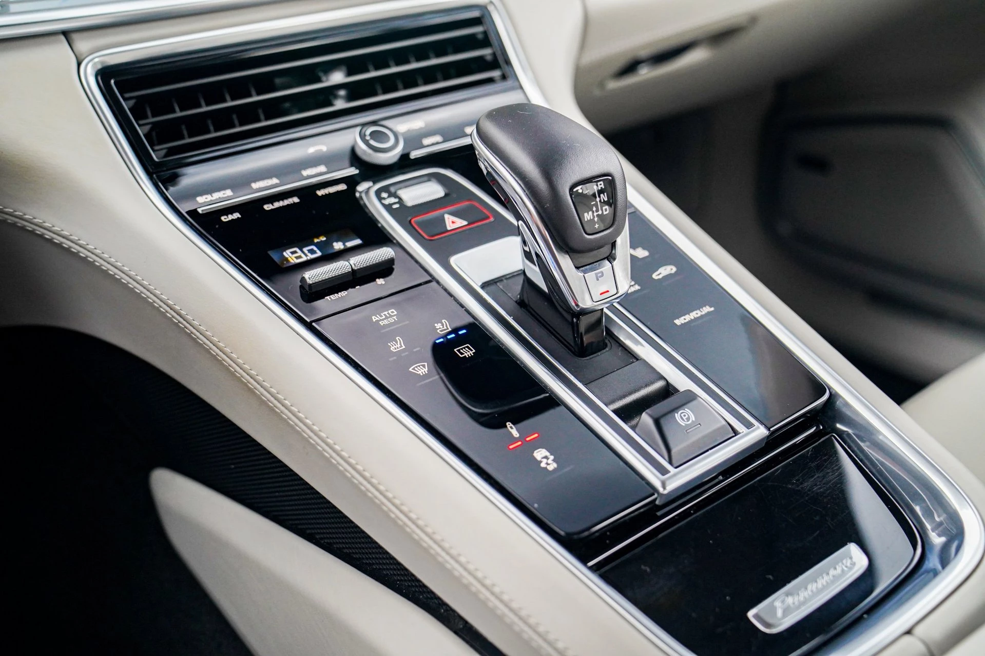 Hoofdafbeelding Porsche Panamera