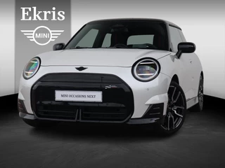 MINI 3-deurs Cooper E John Cooper Works + Pakket M | Comfort Access/ panoramadak/ Stoelverwarming/ Head-Up Display/ Stuurwiel verwarming