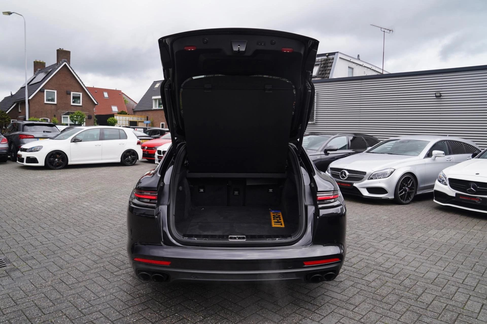 Hoofdafbeelding Porsche Panamera