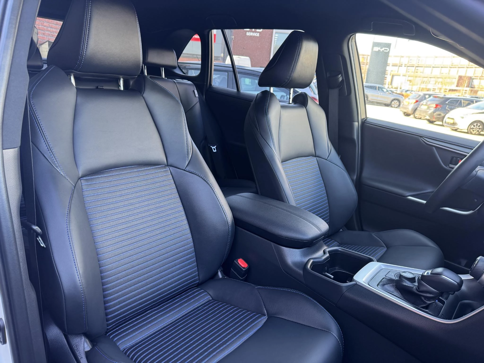 Hoofdafbeelding Toyota RAV4