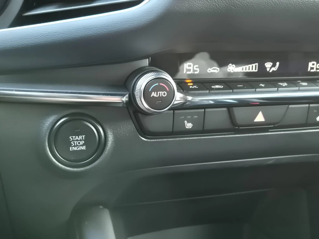 Hoofdafbeelding Mazda 3