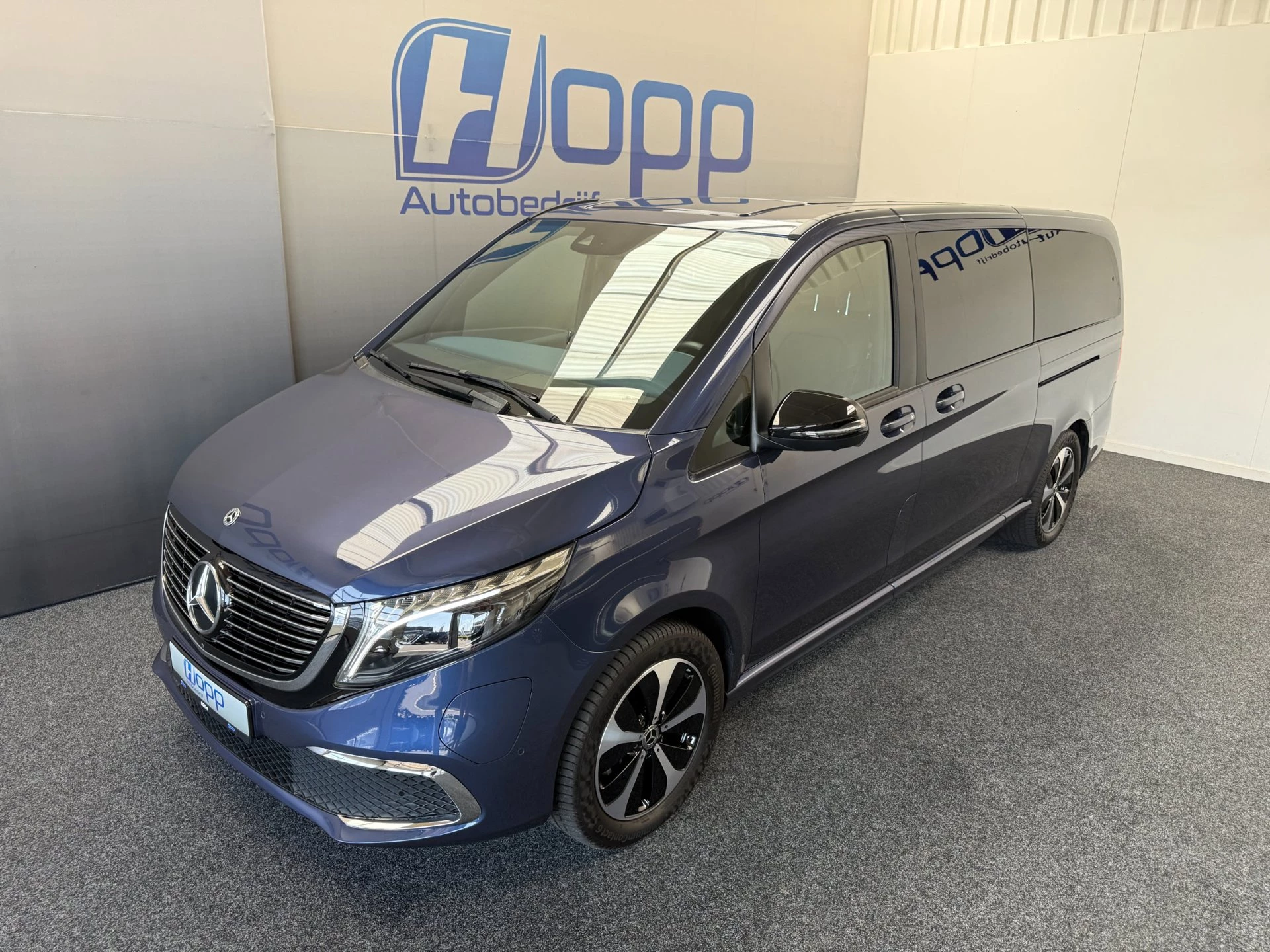 Hoofdafbeelding Mercedes-Benz EQV