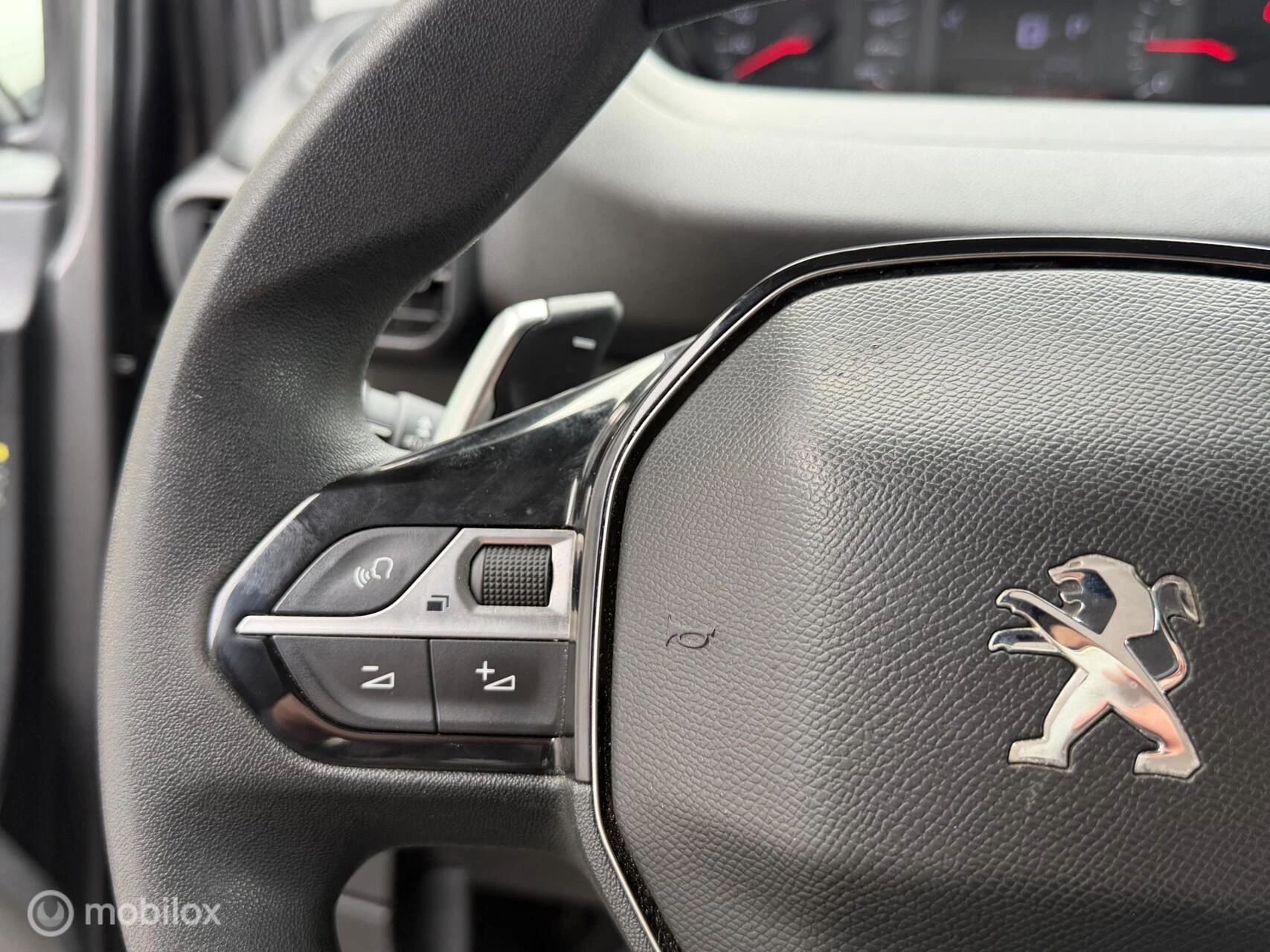 Hoofdafbeelding Peugeot Partner