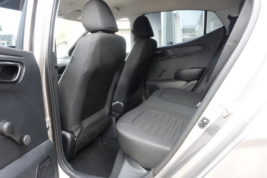 Hoofdafbeelding Hyundai i10