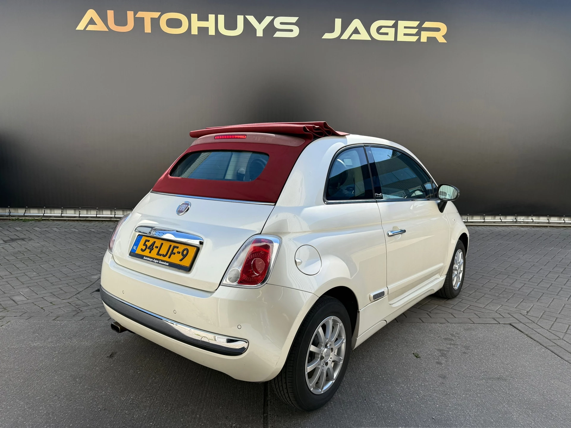 Hoofdafbeelding Fiat 500C