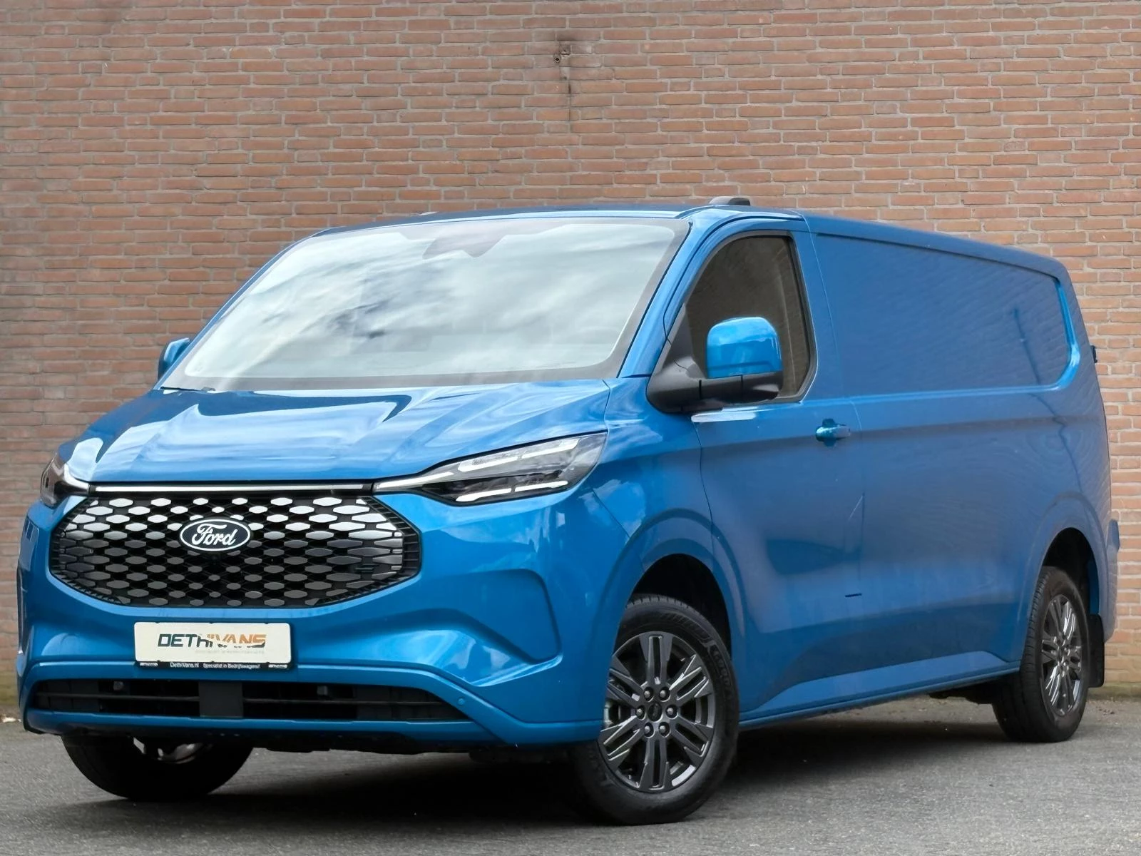 Hoofdafbeelding Ford E-Transit Custom