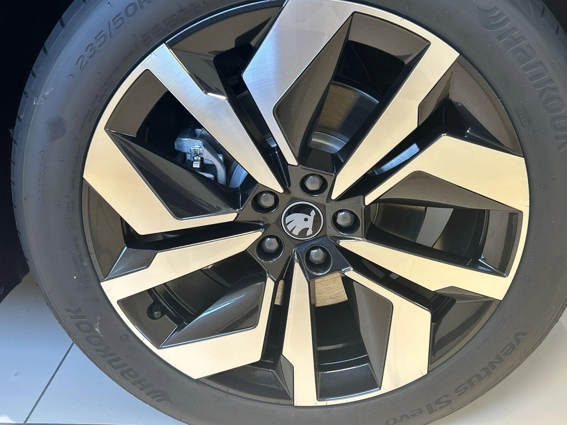 Hoofdafbeelding Škoda Elroq