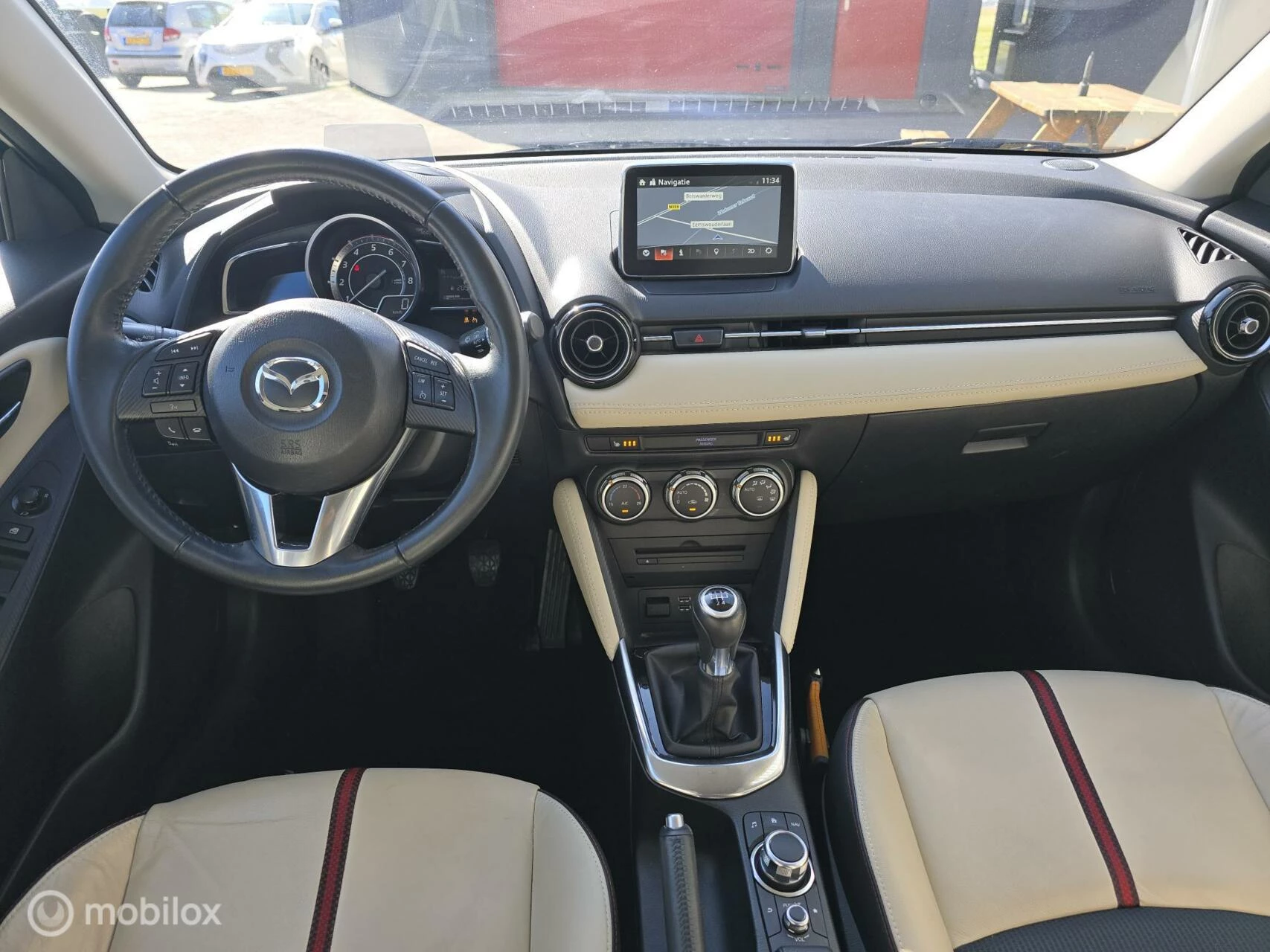 Hoofdafbeelding Mazda 2