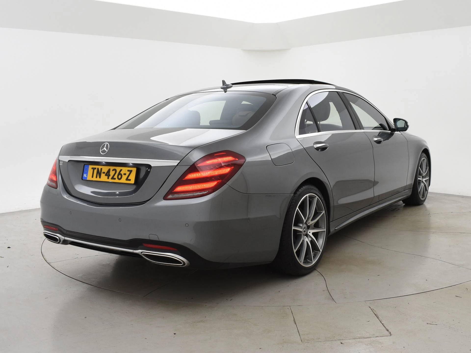 Hoofdafbeelding Mercedes-Benz S-Klasse