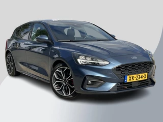 Ford Focus 1.0 EcoBoost ST Line Business | Winter Pack | Trekhaak | Adaptive cruise control | Full LED  | 18 inch | Camera | Bang&Olufsen